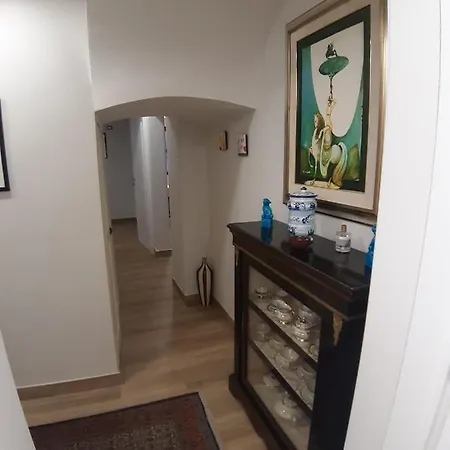 Emanuele Apartment