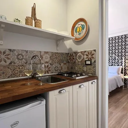 Emanuele Apartment